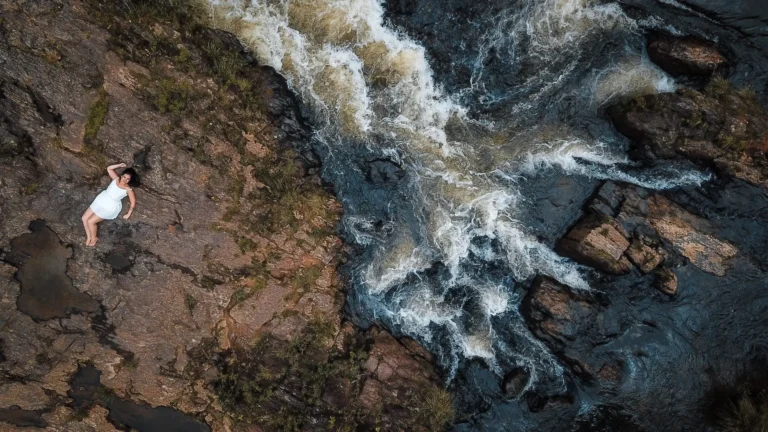 asymmetry-in-graphic-design